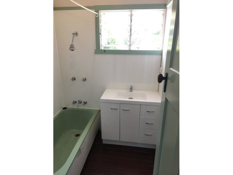 297 Eldon Street, Berserker QLD 4701